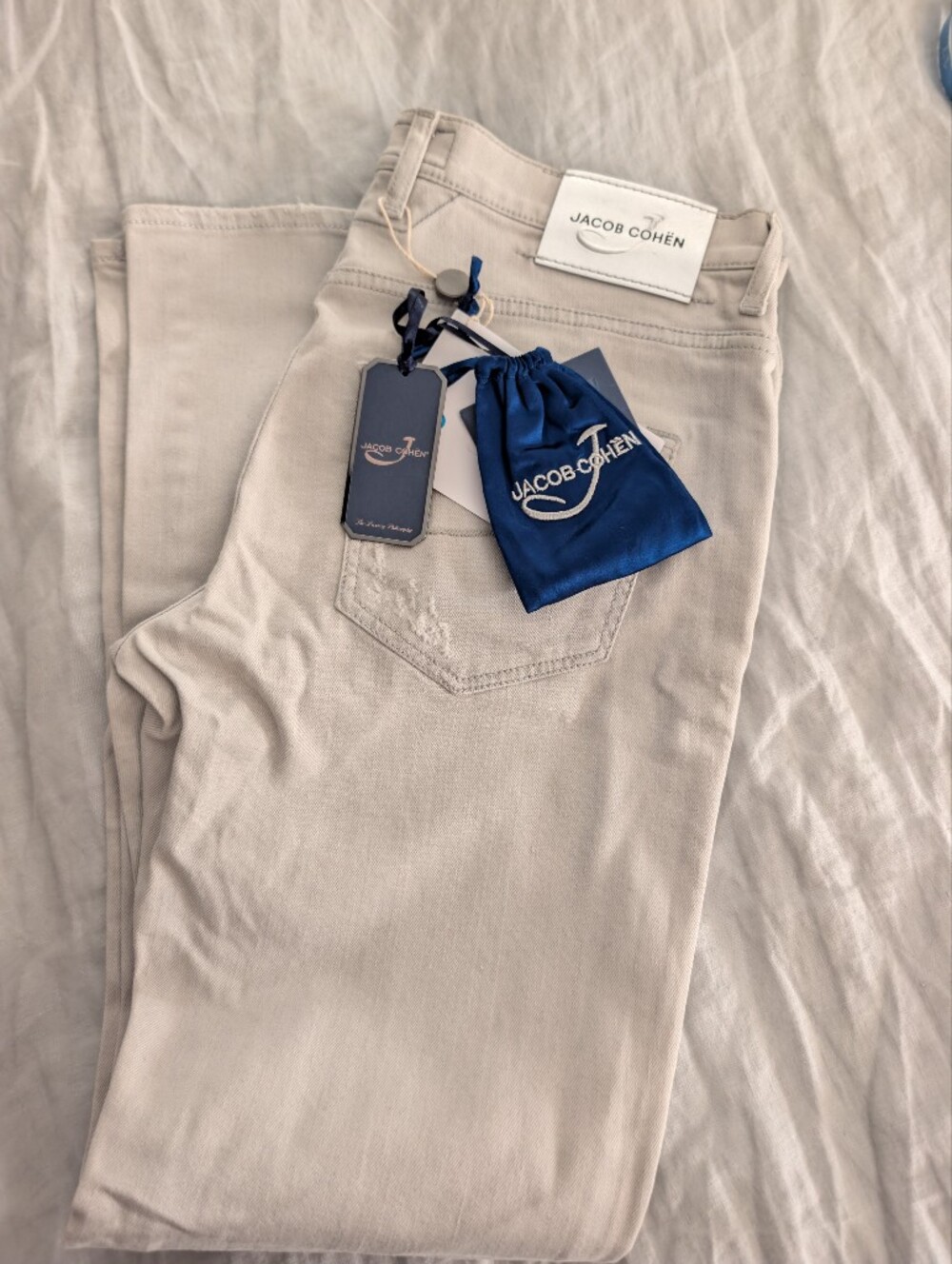 NWT Jacob Cohen Karen Straight Jeans Distressed Light Grey Grey Tag 28 Italy